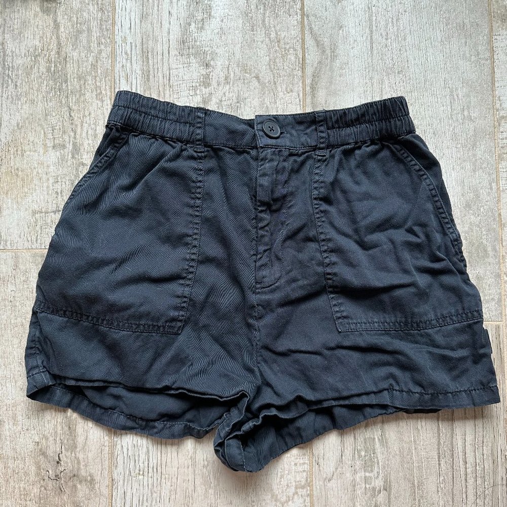 High Waisted Black Shorts